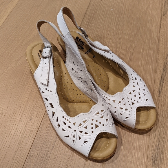 White Slingback Sandals - Picture 1 of 9